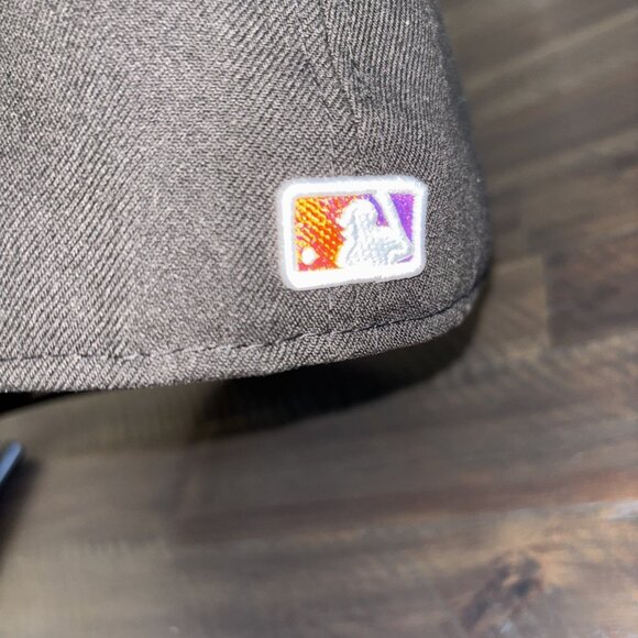 Men's New Era San Francisco Giants 2025 City Connect Low Profile size  7 1/8 - Picture 4 of 5